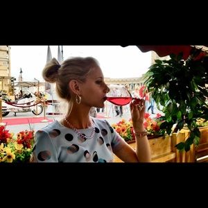 Meet your Posher, Victoria